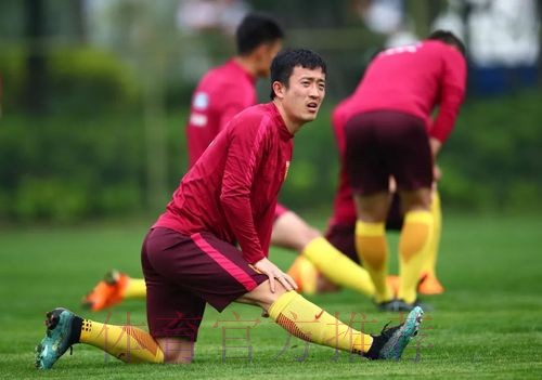 中国杯 | 范晓冬:我们会把头抬起来,为下一场比赛全力以赴 中国杯 | 范晓冬:我们会把头抬起来,为下一场比赛全力以赴